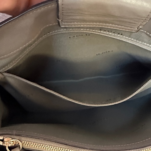 Coach Swagger Carryall Grey Pebble Leather Shoulder Bag with Two Tags - Picture 9 of 16